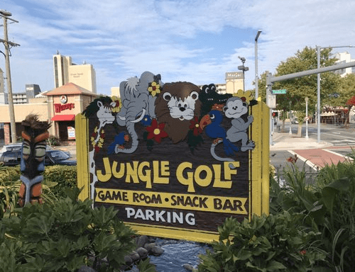 Cupón para el Libro de los Monstruos del Golf de la Jungla Virginia Beach